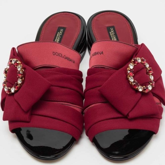 Dolce & Gabbana Burgundy Fabric Crystal Embellished Bow Slide Sandals - Picture 1 of 8